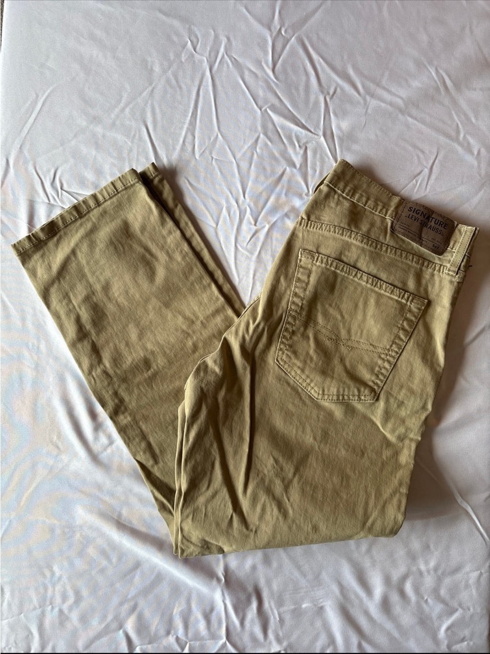 Signature by Levi Strauss Men’s Straight Khaki/Tan Jeans